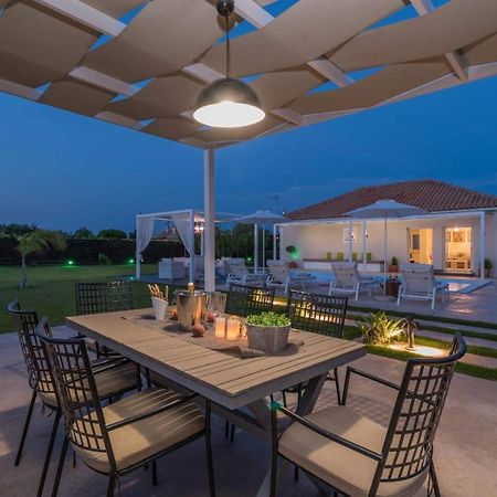 Madini Luxury Villa With Private Heated Pool Vanato Bagian luar foto