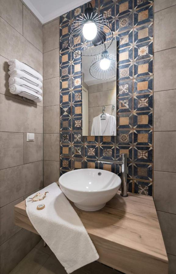 Madini Luxury Villa With Private Heated Pool Vanato Bagian luar foto