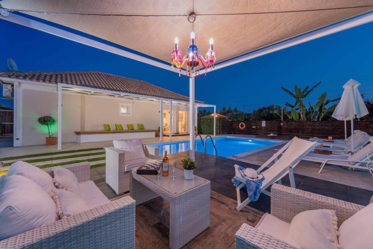 Madini Luxury Villa With Private Heated Pool Vanato Bagian luar foto