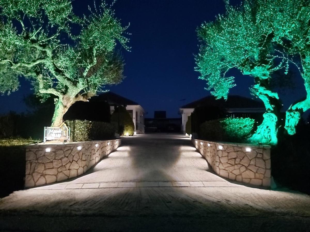 Madini Luxury Villa With Private Heated Pool Vanato Bagian luar foto